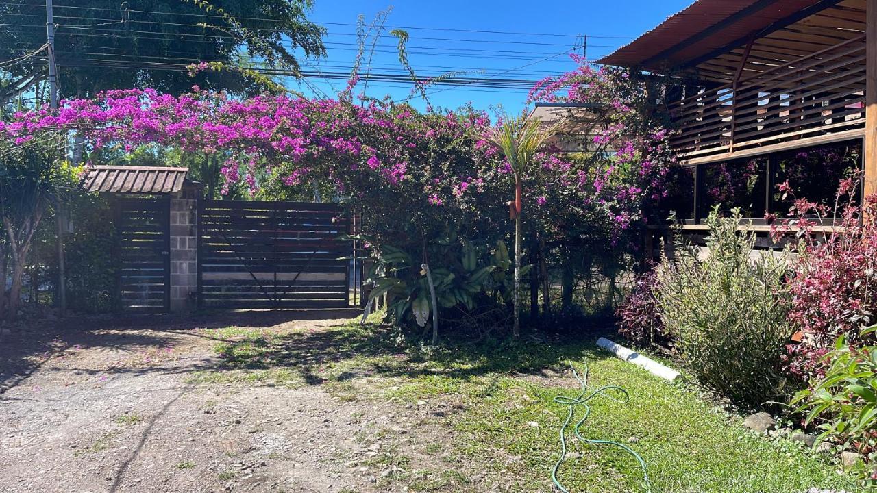 Las Casitas Italiana Sabalito Exterior foto